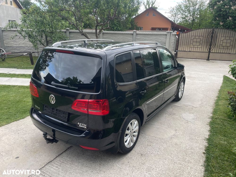 Volkswagen Touran - 6