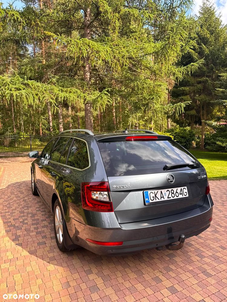 Skoda Octavia 1.5 TSI ACT Style DSG - 8