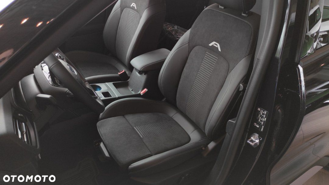 Ford Kuga - 13