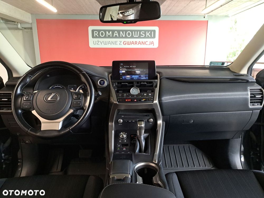 Lexus NX 300h Elegance AWD - 19
