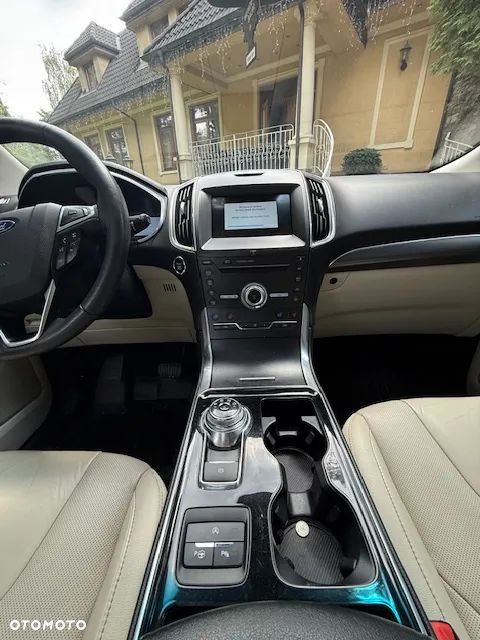 Ford Edge ver-2-0-ecoblue-twin--turbo-4wd-titanium - 5