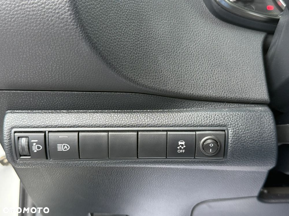 Toyota Corolla 1.8 Hybrid GPF Comfort - 14