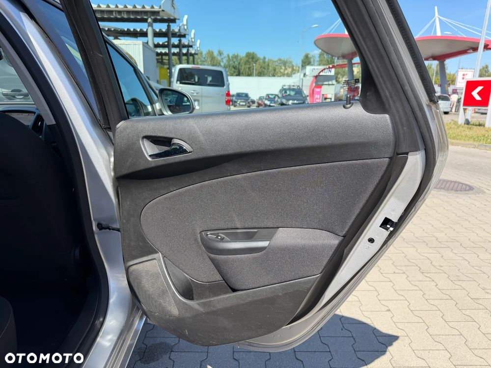 Opel Astra 1.6 - 21