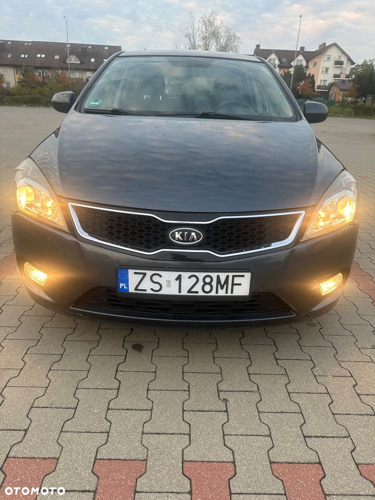 Kia Ceed 1.4 Comfort + - 11