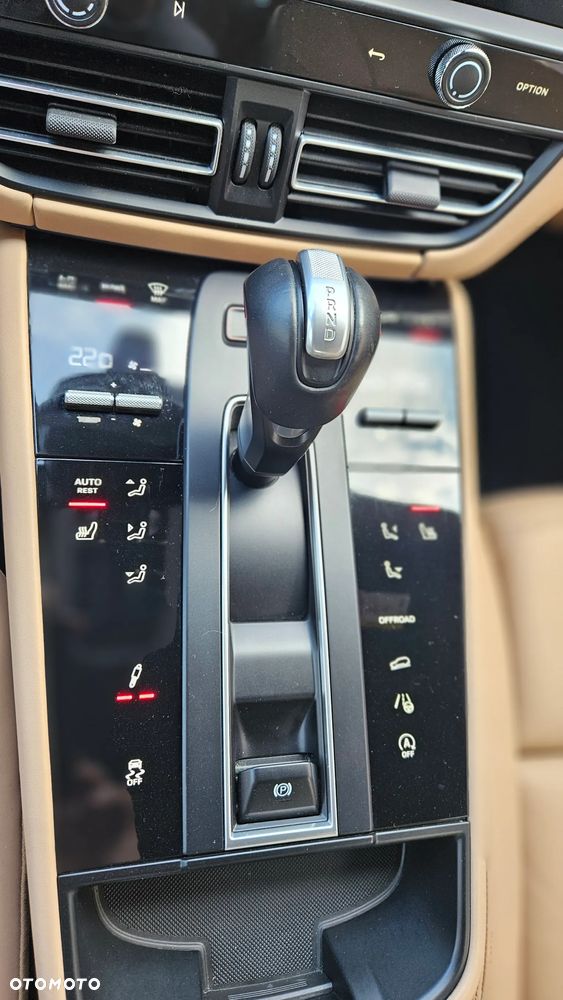 Porsche Macan T PDK - 21