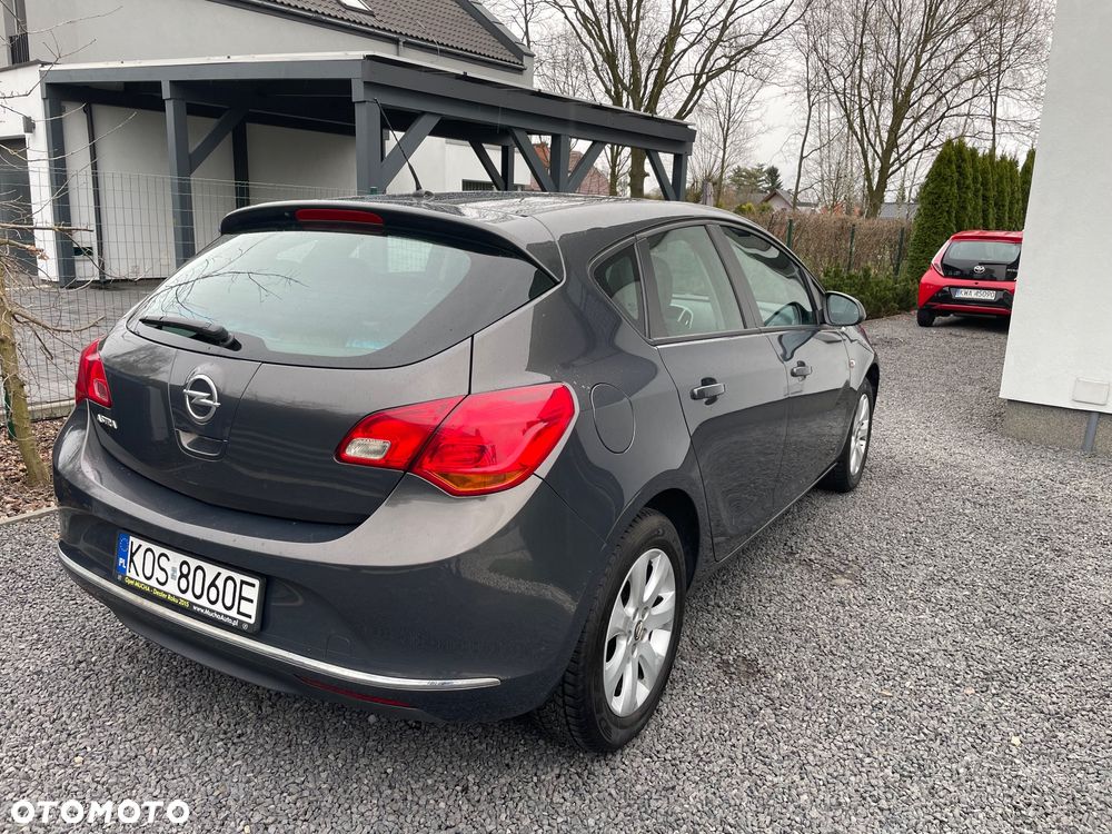 Opel Astra 1.6 Sport EU6 - 3