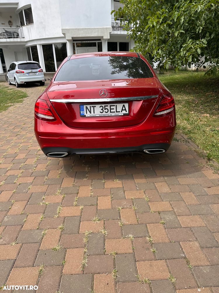 Mercedes-Benz E - 5