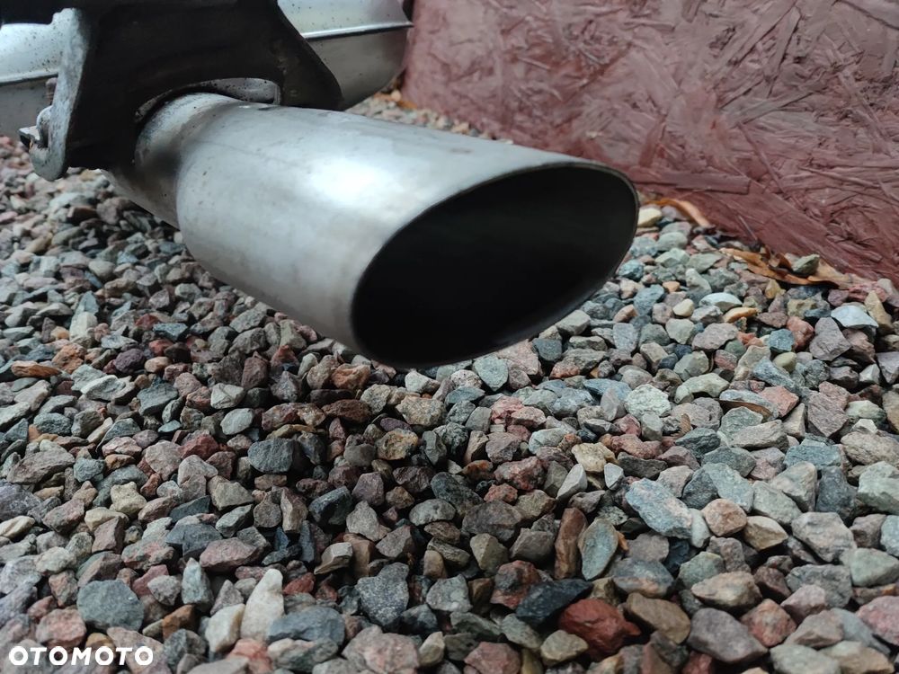 BMW E90 / E91 ORYGINALNY KOMPLETNY WYDECH /  UKŁAD WYDECHOWY / TŁUMIK KOŃCOWY + ŚRODKOWY DO SILNIKA GAMY M47D18N / M47D20 ( 1.8D / 2.0D ) DIESEL EUROPA O NR. 18 30 7 793 622 / 18 30 7 793 624 OEM W BARDZO DOBRYM STANIE - 15