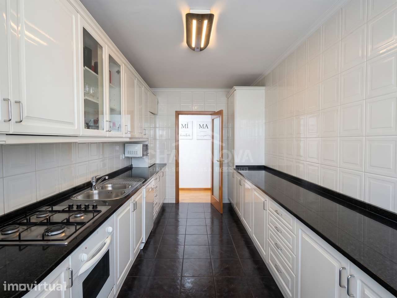 T1+1 Último Piso c/ Lugar de Garagem em Canidelo - Grande imagem: 5/28