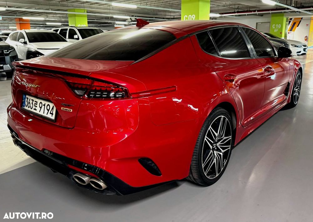 Kia Stinger 2.0 T-GDI GT Line - 3