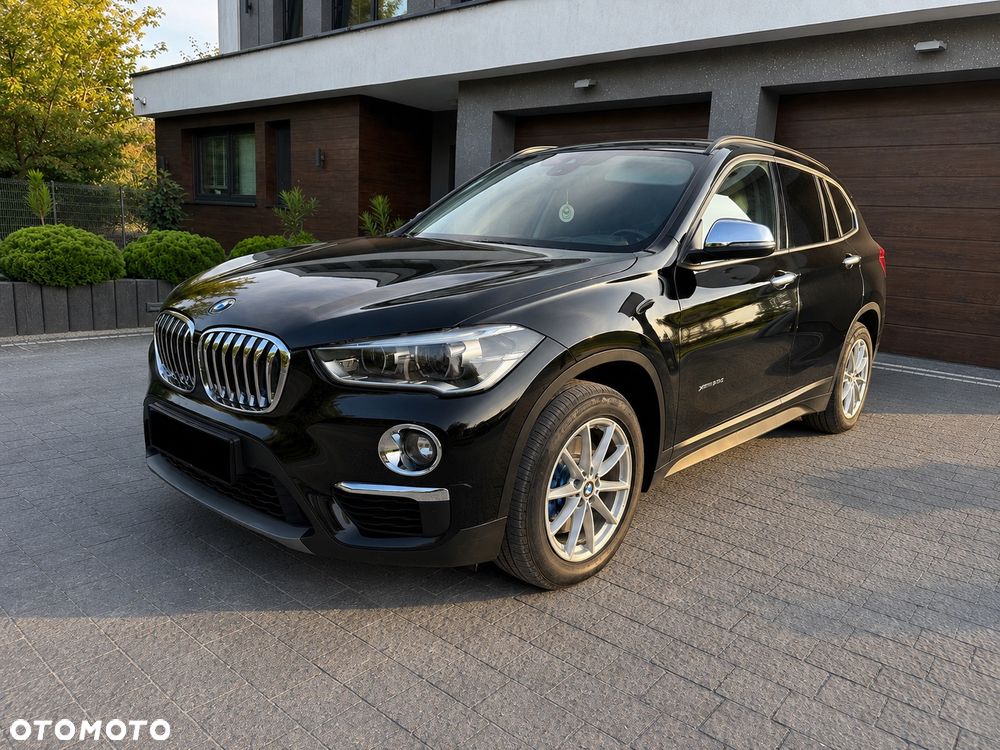 BMW X1 xDrive20d Sport Line - 3