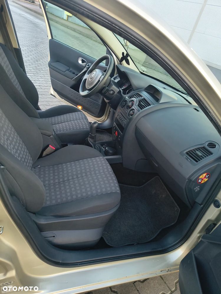 Renault Megane 1.6 16V Dynamique - 7