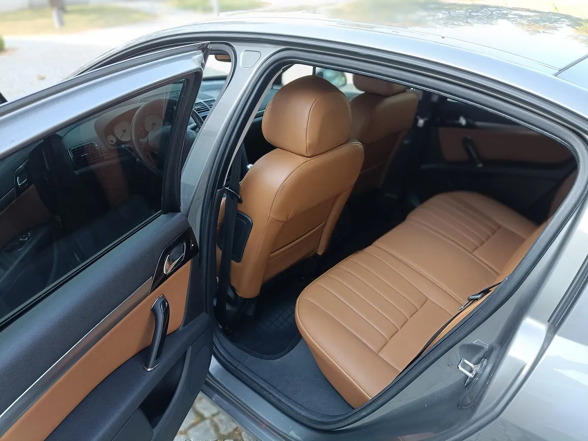 Peugeot 407 2.0 Premium - 10