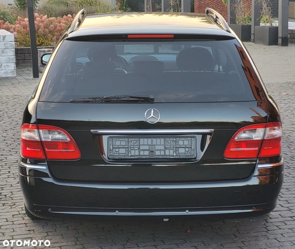 Mercedes-Benz Klasa E 500 T Avantgarde - 9