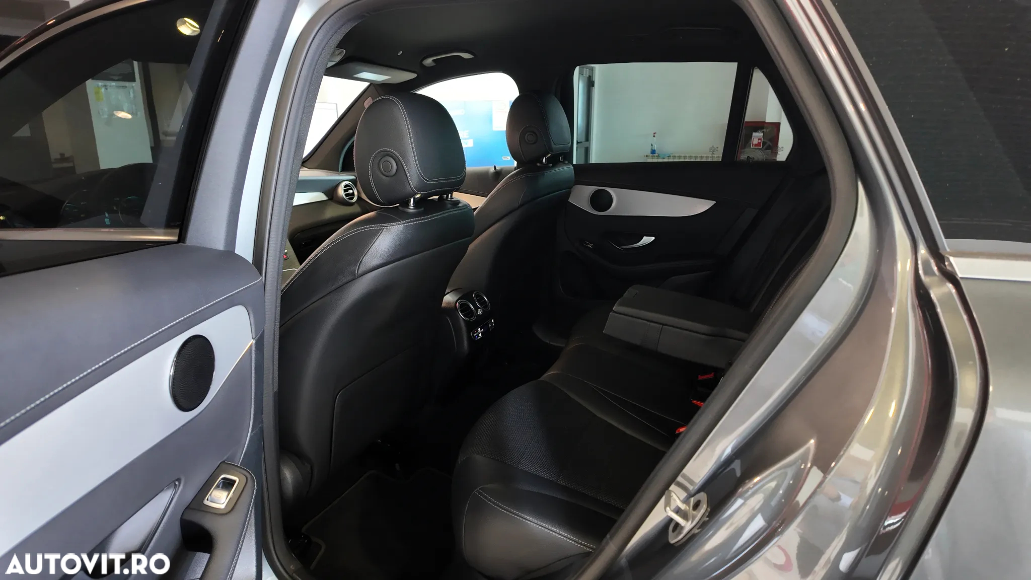 Mercedes-Benz GLC 220 d 4Matic 9G-TRONIC - 32