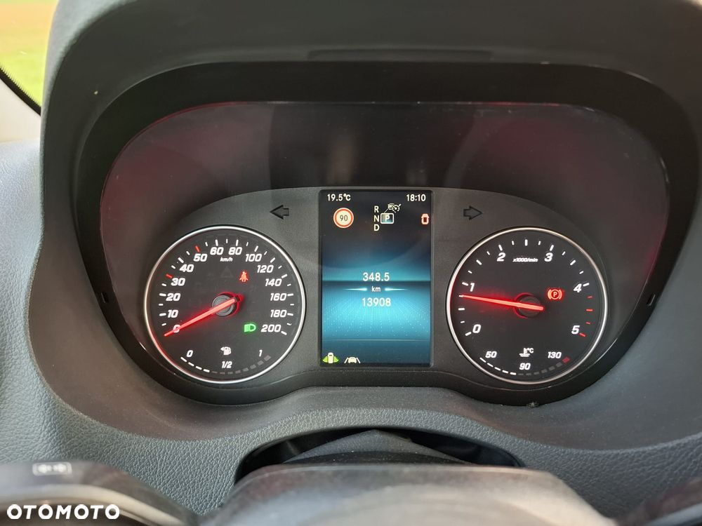 Mercedes-Benz SPRINTER - 4