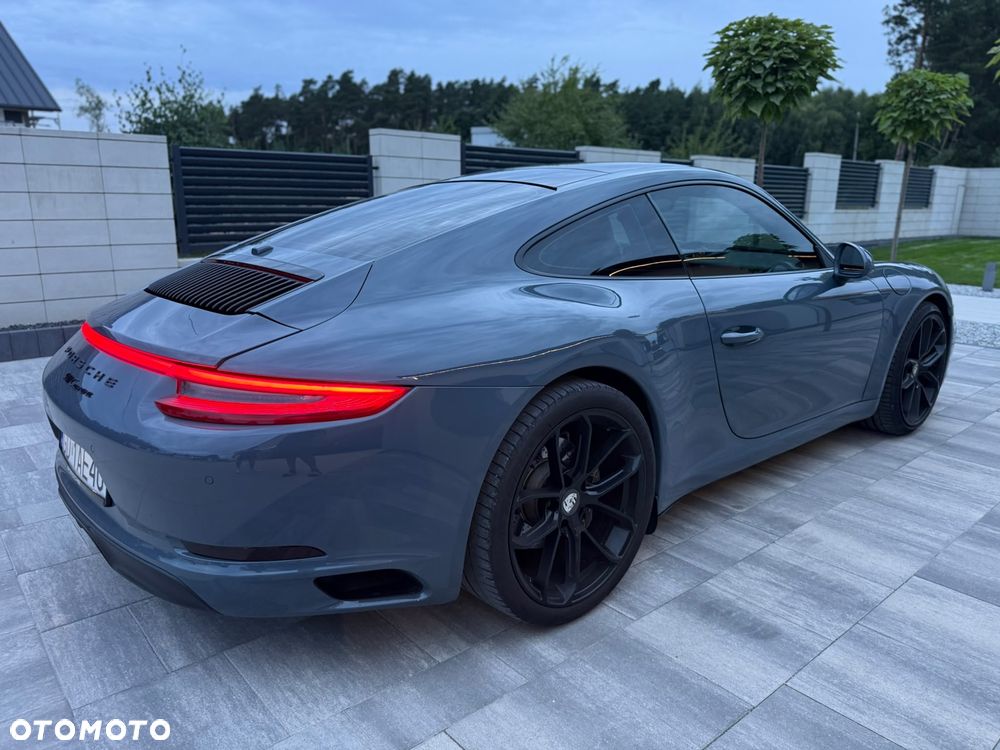 Porsche 911 Carrera T - 25