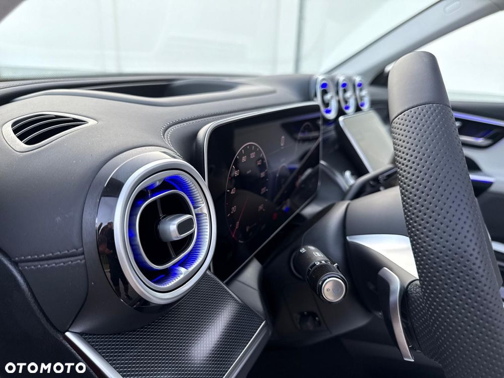 Mercedes-Benz GLC - 15