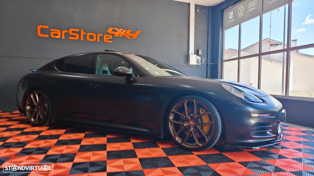 Porsche Panamera Turbo S PDK - 18