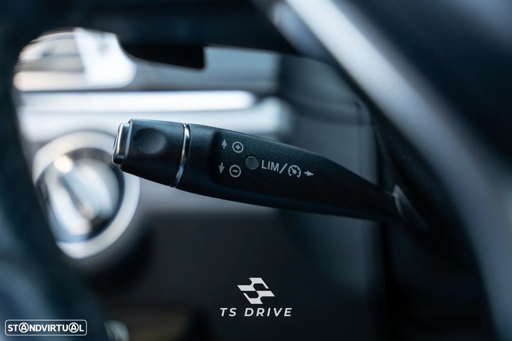 Mercedes-Benz E 220 CDI 7G-TRONIC Avantgarde - 21