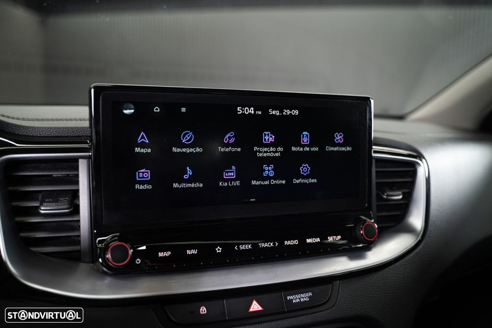 Kia XCeed 1.6 CRDi MHEV Drive - 29