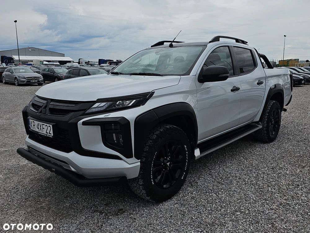 Mitsubishi L200 2.2 d DC Stark Basic - 2