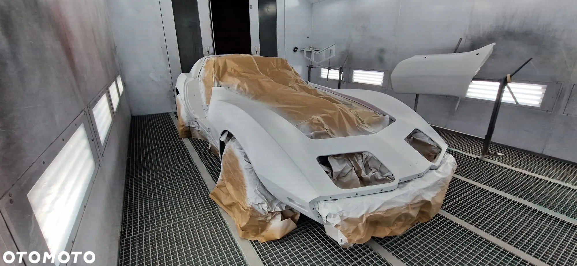 Chevrolet Corvette - 35
