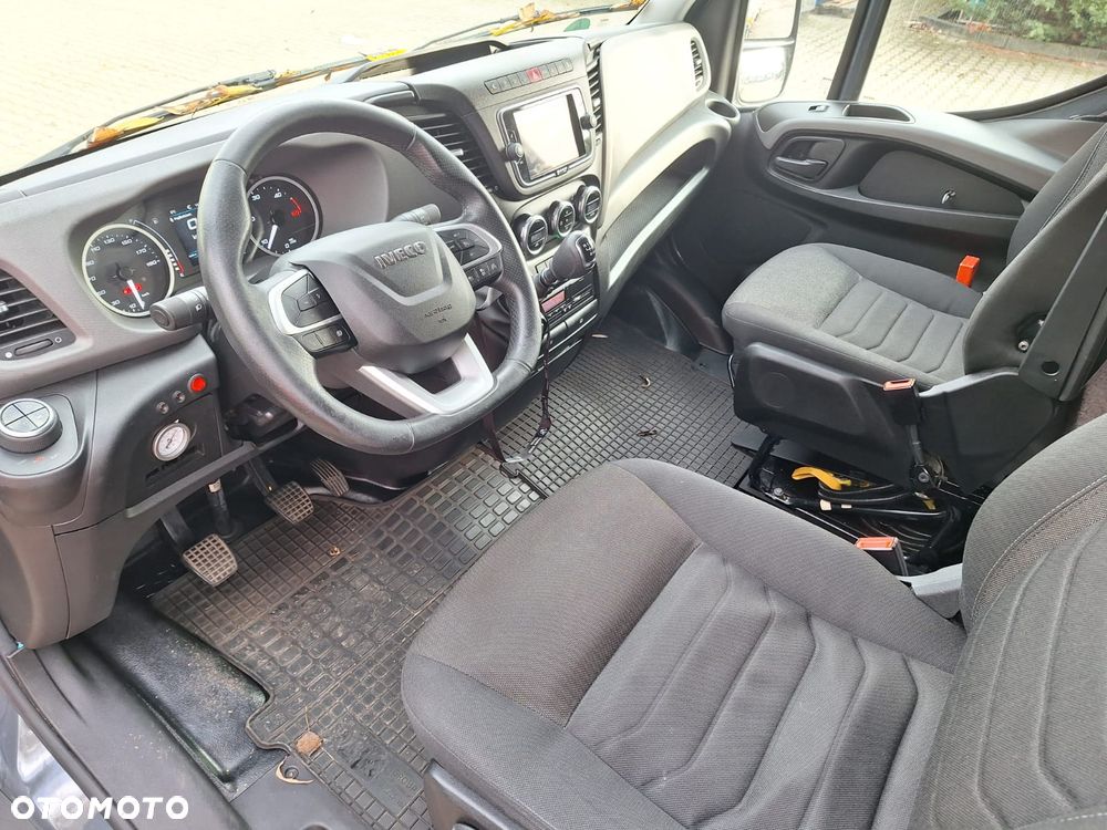 Iveco DAILY 35S - 12