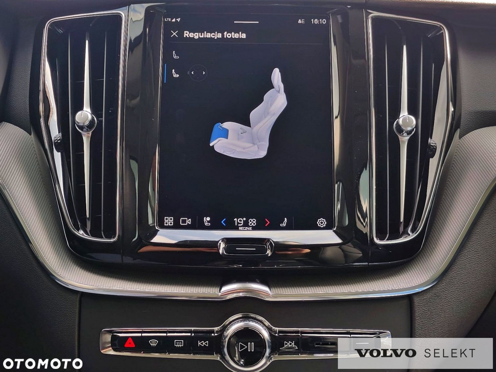 Volvo XC 60 - 29