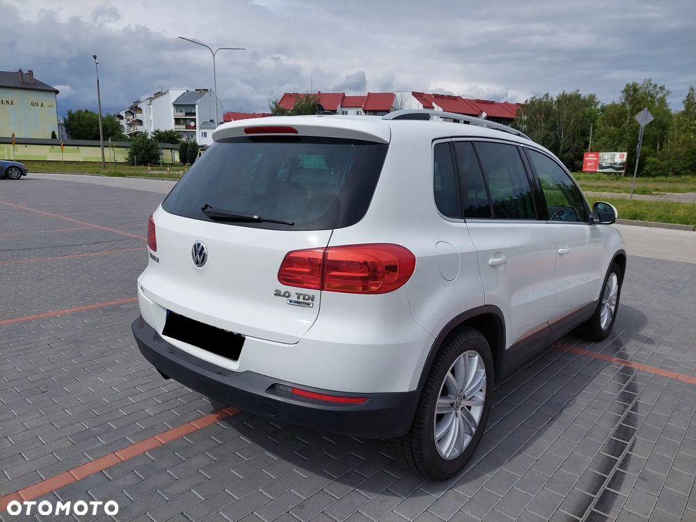 Volkswagen Tiguan 2.0 TDI DPF BlueMotion Technology Exclusive - 5