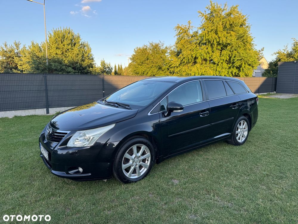 Toyota Avensis 2.2 D-4D Sol Plus - 1