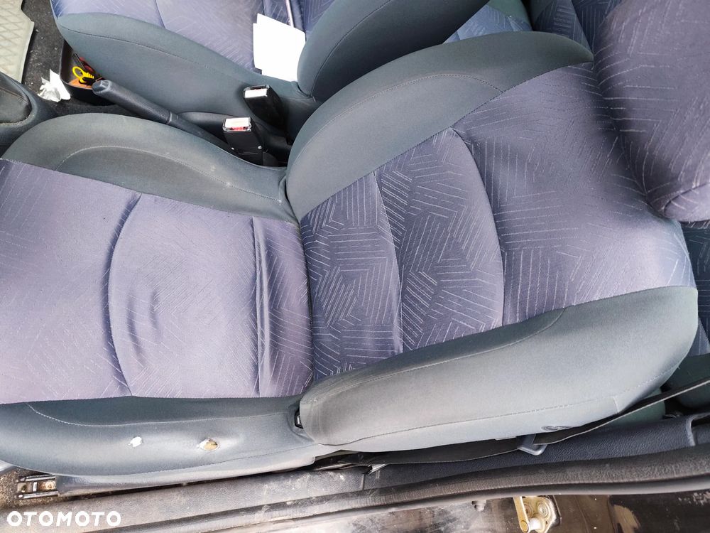 Renault Clio 1.2 16V Dynamique - 8