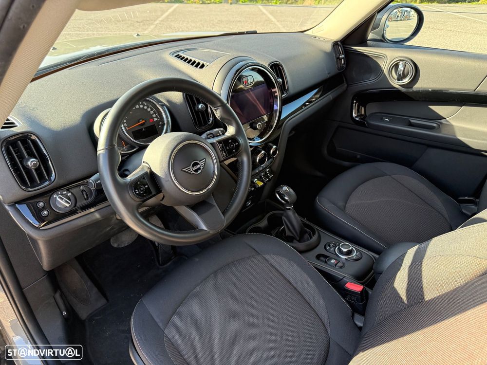 MINI Countryman Cooper SE ALL4 Auto - 10