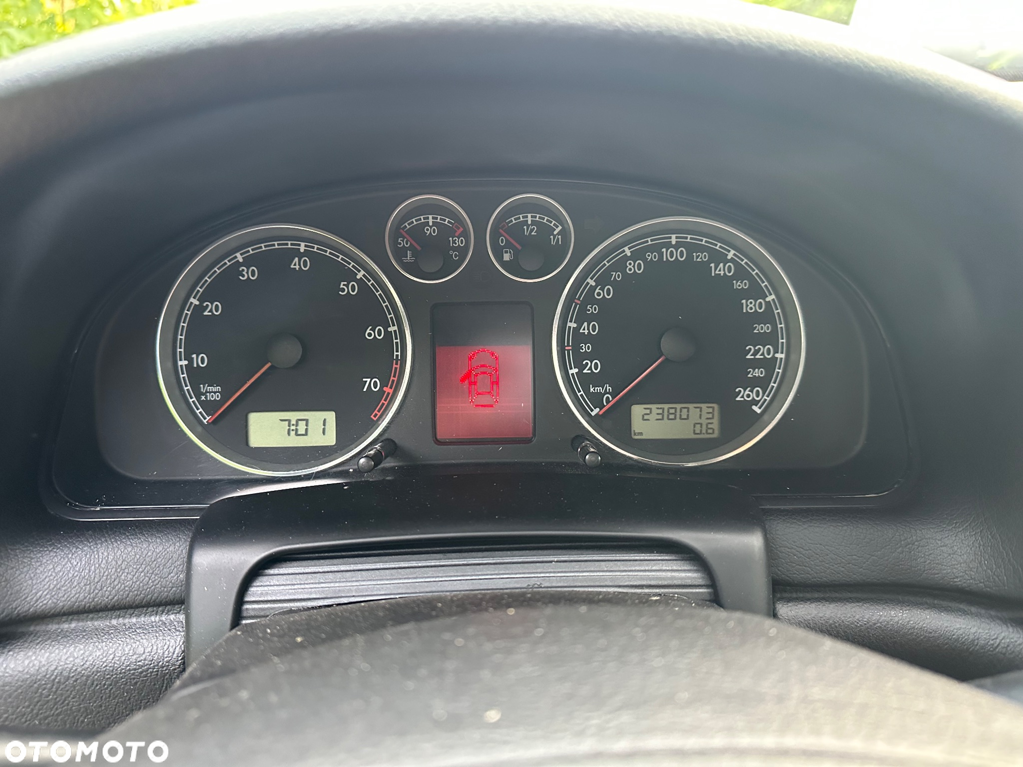 Volkswagen Passat - 9