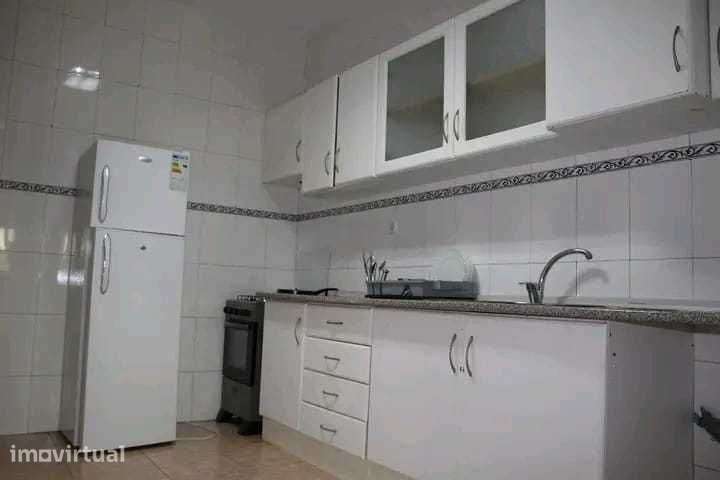 O apartamento  T0 - Grande imagem: 3/4