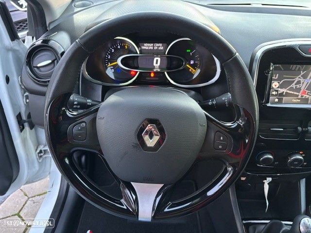 Renault Clio Sport Tourer dCi 75 Expression - 20
