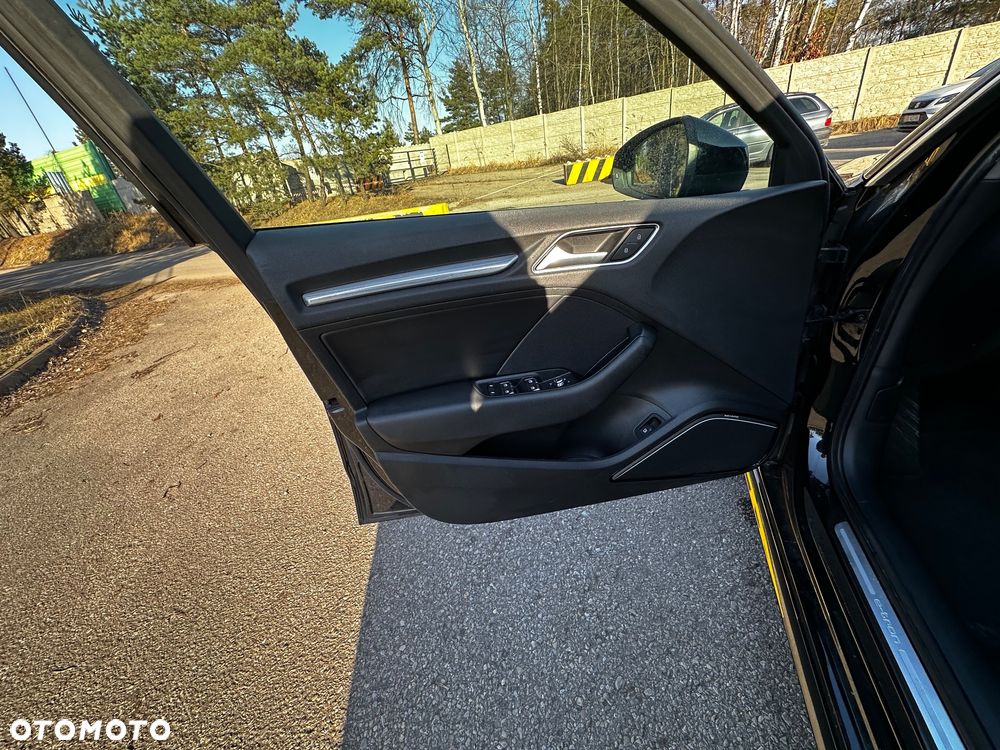 Audi A3 Sportback - 12