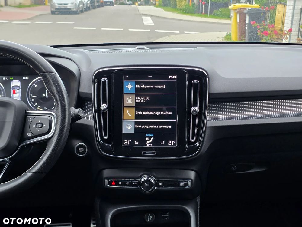 Volvo XC 40 D3 R-Design - 29