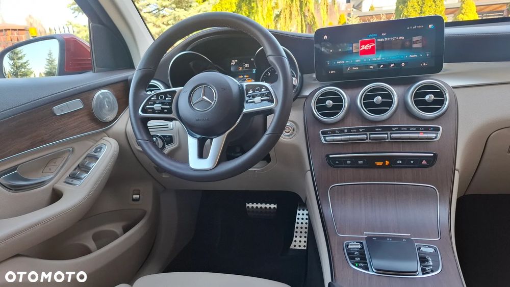 Mercedes-Benz GLC 220 d 4Matic 9G-TRONIC AMG Line - 26
