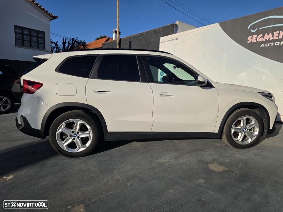 BMW iX1 xDrive30 - 12