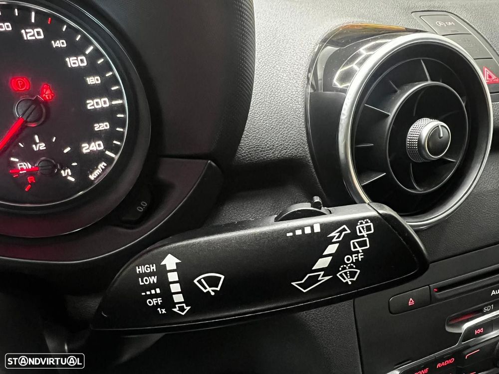 Audi A1 1.6 TDI Advance - 22