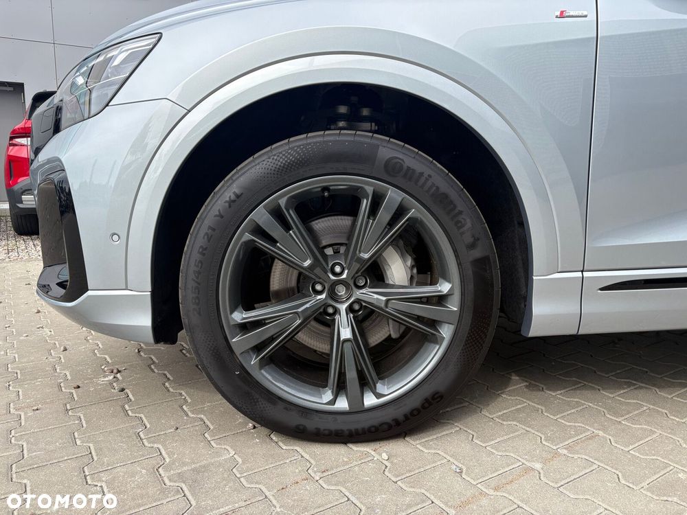 Audi Q8 - 7
