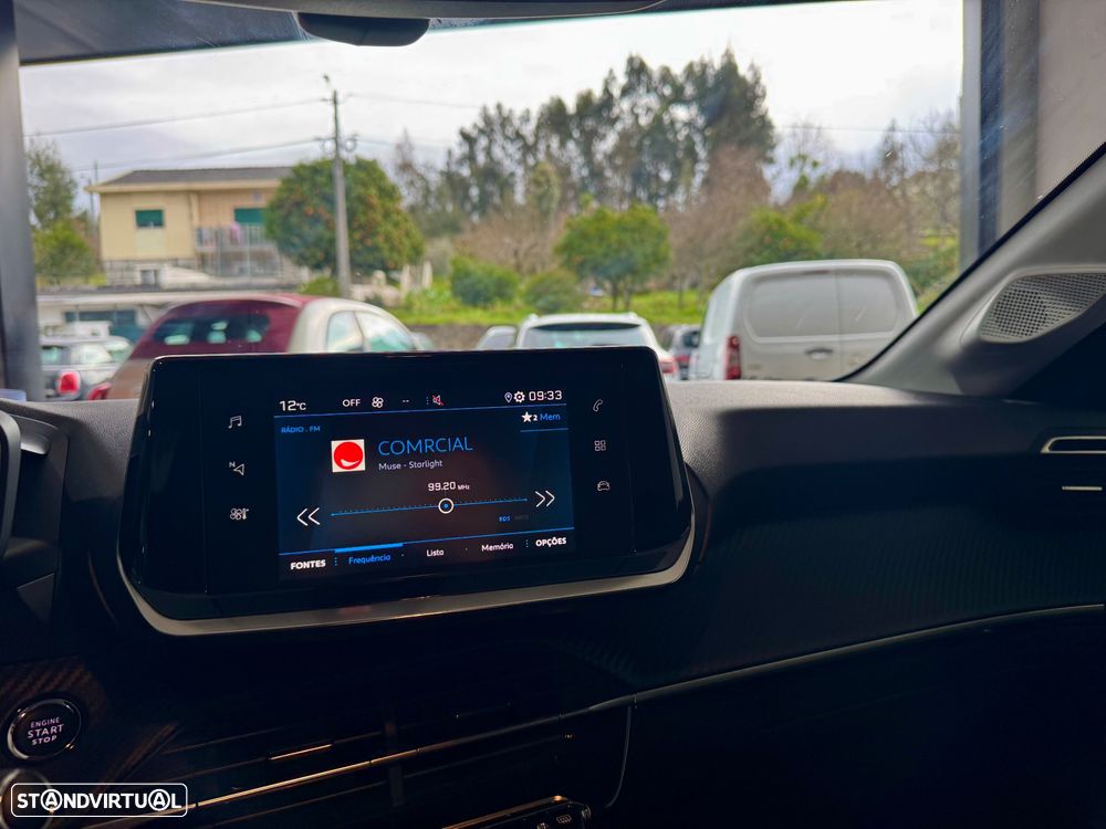 Peugeot 208 1.2 PureTech Allure - 12