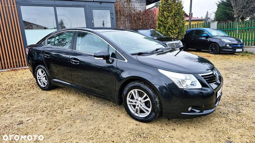 Toyota Avensis 2.0 Prestige NAVI - 10