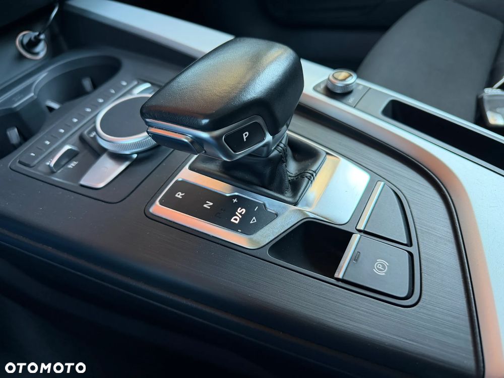 Audi A4 Allroad - 16