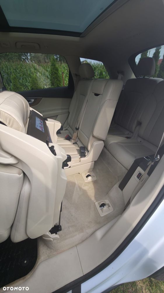 Audi Q7 - 17