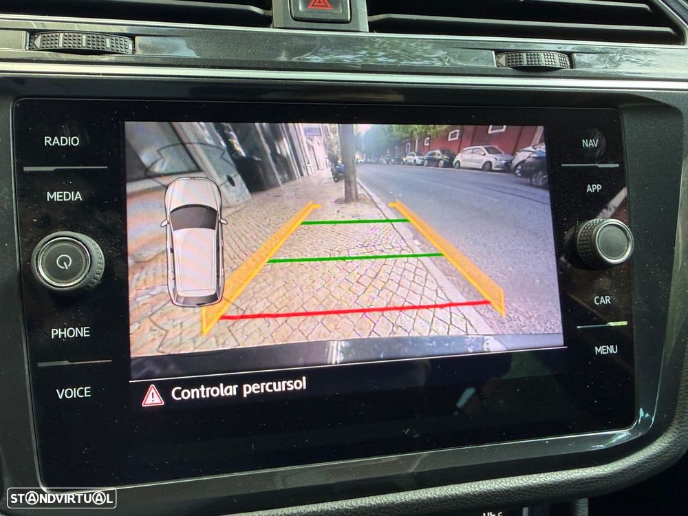 VW Tiguan 2.0 TDI Confortline - 9