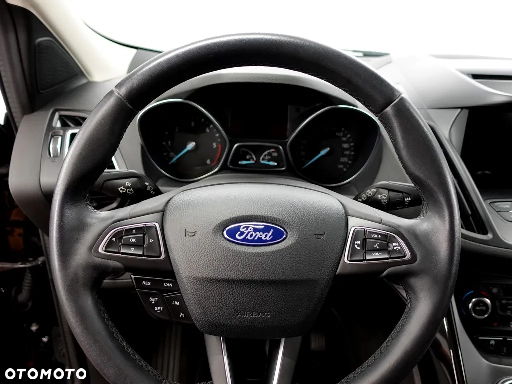 Ford Kuga 2.0 TDCi FWD Titanium - 19
