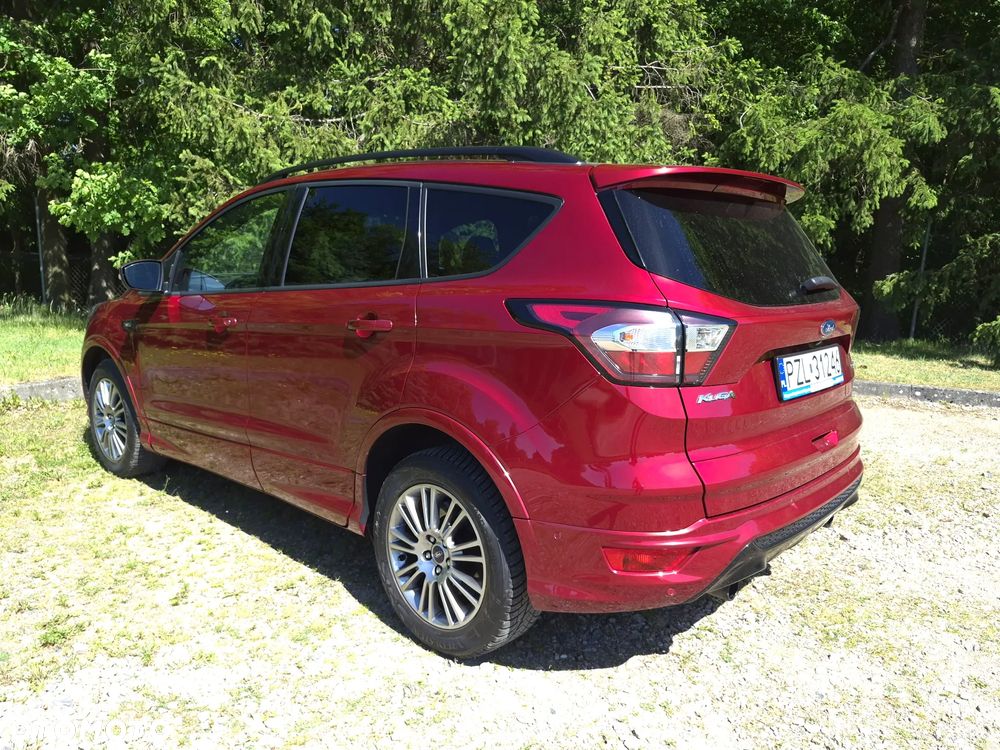 Ford Kuga 1.5 EcoBoost 2x4 ST-Line - 21