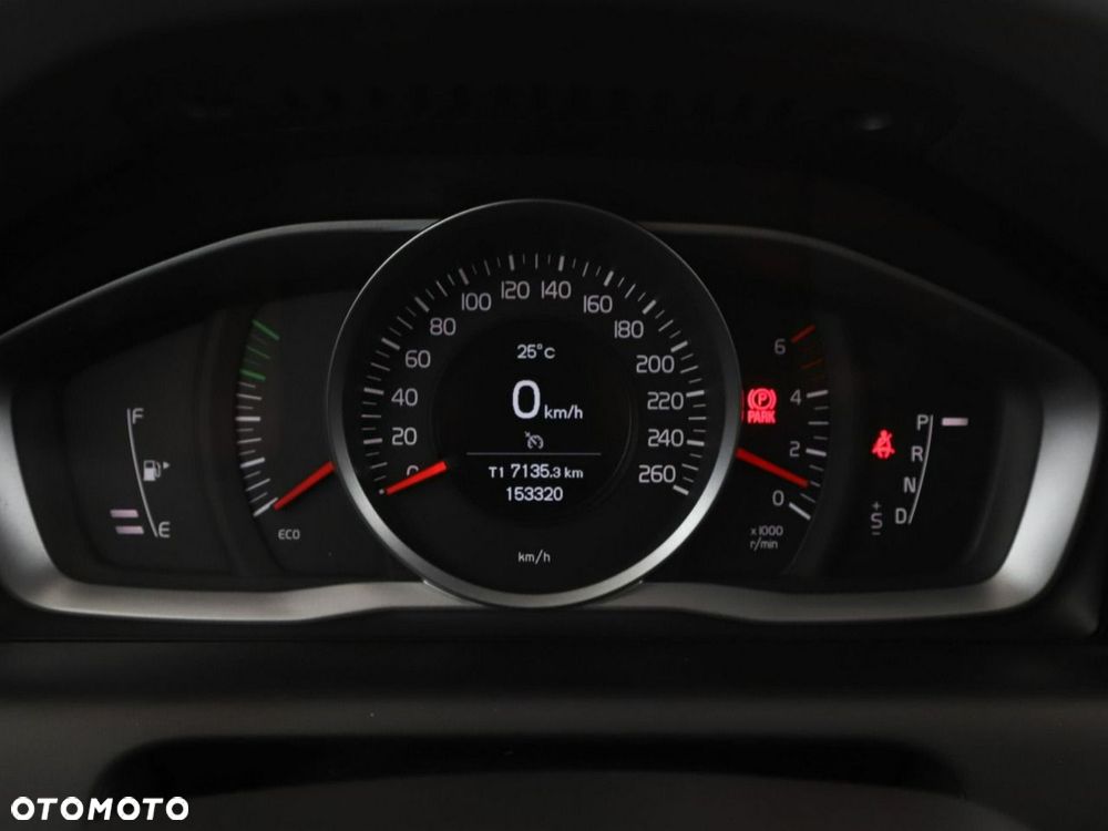 Volvo XC 60 D3 Drive-E Kinetic - 23